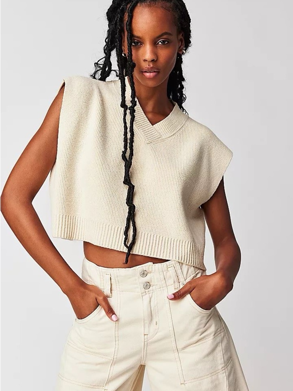 Free People Cropped V-Neck Sleeveless Sweater Vest in Cream